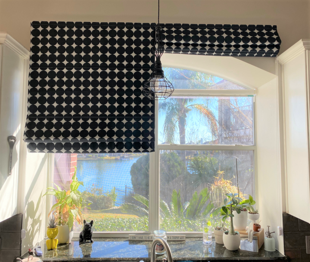 Black and White Contemporary Polka Dot  Window Roman Shade