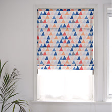Load image into Gallery viewer, Triangular Seamless Linen Window Roman Shade
